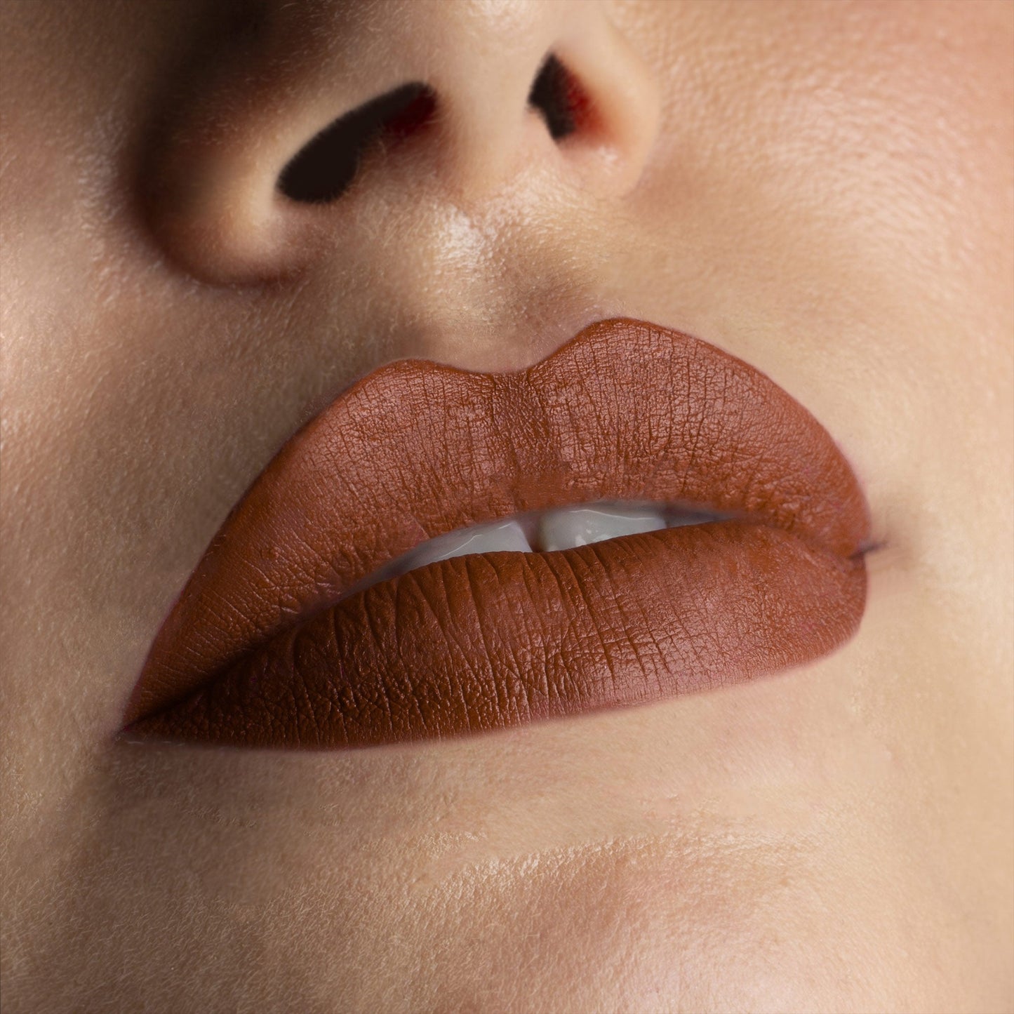 SUBLIMATTE - long-lasting MATTE LIQUID LIPSTICK